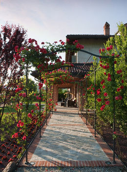 Cascina Baràc Alba (Piedmont)